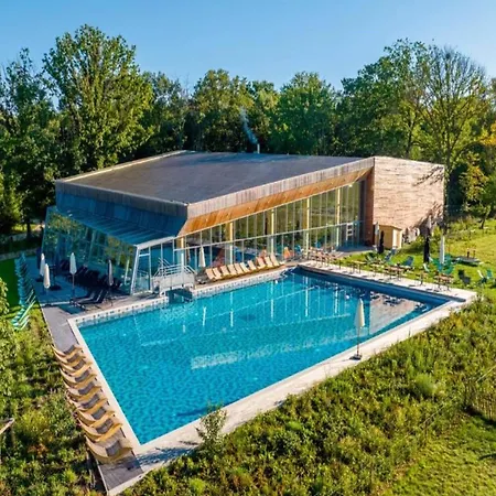 Mansion With Garden View Σπίτι διακοπών *